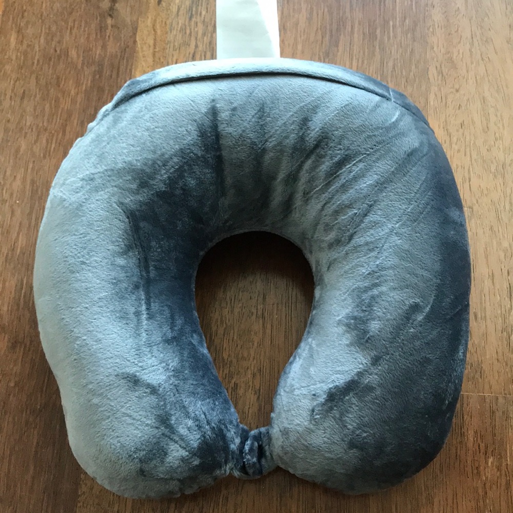 Neck pillow for travel - Picture 2 of 4